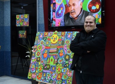 Zihinsel Engelli Muhammed'in Resimleri Metro Sanat Galerisi'nde