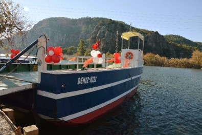 112 Araçları Kanalın Karşı Kıyısına Feribotla Ücretsiz Geçecek