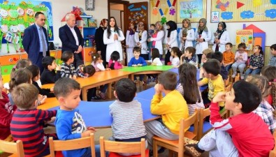 Lapseki'de Öğrencilere Ağız Ve Diş Sağlığı Eğitimi