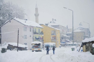 Tunceli'de Kar Çilesi Başladı