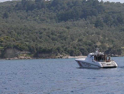 Sığınmacı teknesi battı: 5 ölü