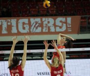 BURHAN FELEK - Eczacıbaşı Vitra, Beşiktaş'ı Devirdi