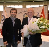 ESKİ FUTBOLCU - Futbol Duayeninden Gençlere Tavsiyeler