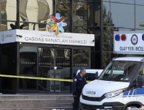 ÖZEL GÜVENLİK GÖREVLİSİ - Saldırının gerçekleştiği sergi salonuna Karlov'un adı verilecek