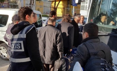 Uşak'ta FETÖ'den 4 Kişi Tutuklandı