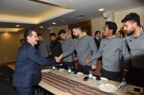 ŞANLıURFASPOR - Bakan Çelik'ten Şanlıurfaspor'a Ziyaret