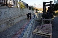 HAKAN TÜTÜNCÜ - Duraliler'e 8 Bin Metrekare Kaldırım