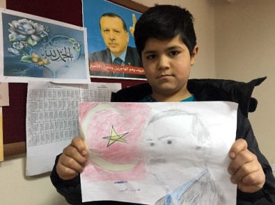 Suriyeli Hüseyin, Türkiye Sevgisini Resimlere İşliyor