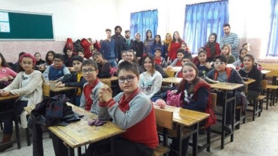 Üniversite Öğrencilerinden Aramızda Engel Yok Projesi