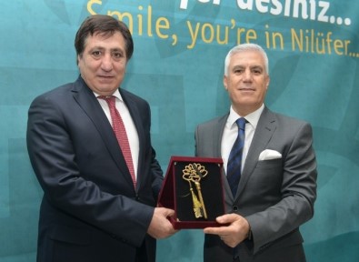 Vali Küçük'den Başkan Bozbey'e Ziyaret