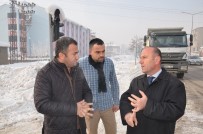 MAHMUT KAŞıKÇı - Yüksekova'da Karla Mücadele Çalışması