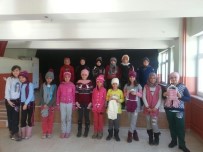 KARADIREK - 630 Çocuğa Eldiven Bere Ve Atkı Dağıtıldı