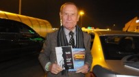 SOSYALIZM - Burhaniye'de, 80 Yaşındaki Eğitimci 10 Kitap Yazdı