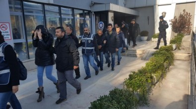 Bursa'da Fuhuş Operasyonunda 17 Kişi Gözaltına Alındı