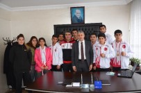 UĞUR KURAL - Sporculardan Başkan Aksoy'a Ziyaret
