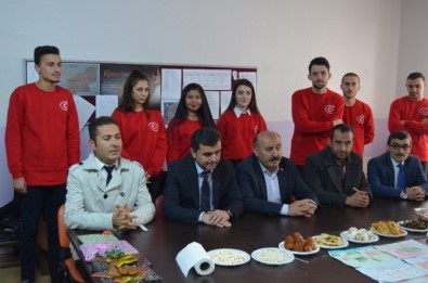 Gökçebey'de Milli Birlik Ve Beraberliğin Resmi Çizildi