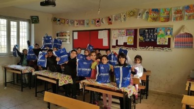 Sason'da 5 Bin 170 Öğrenciye Kışlık Giyim Yardımı Yapıldı