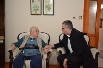 FOLKLOR - Özkan'dan Asırlık Çınara Ziyaret