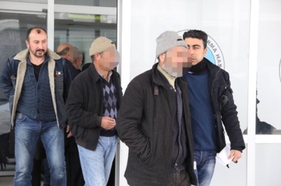 Dolandırıcılık Suçundan Aranan Kardeşler Yolcu Otobüsünde Yakalandı