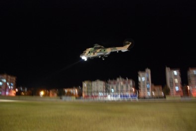 Mersin'de Kar'da Mahsur Kalan Hastalar Helikopterle Kurtarıldı