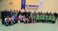 RAMAZAN KURTYEMEZ - Alaca Belediyesi Voleybol Turnuvası Sona Erdi