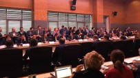 MITHAT SANCAR - Anayasa Komisyonu Milletvekillerinin Yoğun İlgisiyle Toplandı