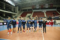 VEDAT YıLMAZ - Efeler İlk Yarıyı Lider Tamamladı