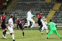 SELÇUK ŞAHİN - Gençler, Timsah'ı Avladı