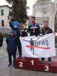 CENGIZ ERGÜN - Manisalı Maratoncu Madalyayla Döndü