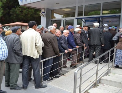 Anneye erken emeklilik