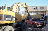 BUCA BELEDİYESİ - Buca'da Hurda Araç Seferberliği