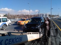 Küçükçekmece'de 10 Araç Birbirine Girdi