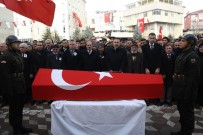MUSTAFA ALTıNPıNAR - Şehit Er Mehmet Ünal Son Yolculuğuna Uğurlandı