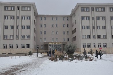 Sivas'ta 18 Sanığın Yargılandığı FETÖ/PDY Davası Başladı