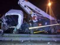 Tokat'ta Yokcu Otobüsü İle Kamyonet Çarpıştı Açıklaması 1 Ölü, 6 Yaralı