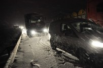 AFYONKARAHİSAR VALİLİĞİ - Afyonkarahisar'da Kar Yağışı