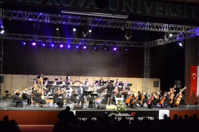 Çukurova Devlet Senfoni Orkestrası 2017'Yi 'Birlik Ve Kardeşlik Konseri' İle Karşıladı