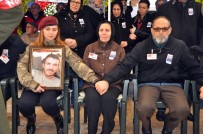 EROL AYYıLDıZ - Dimdik Durdular