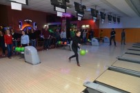 BOWLING - Nilüfer Ailesi Bowling Turnuvasında Buluştu