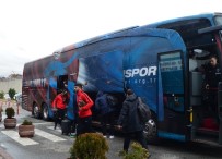 RECEP KıVRAK - Trabzonspor, Denizli'ye Gitti