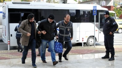 Alanya'da FETÖ'den Gözaltına Alınan 26 Şüpheli Adliyeye Sevk Edildi