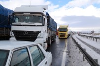 Ankara-Konya Yolunda 5 Kilometre Araç Kuyruğu