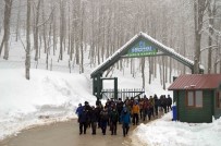 KIZ ÖĞRENCİLER - Diriliş Kampına Gençler Akın Etti