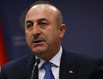 Çavuşoğlu: Bugüne kadar ABD, YPG'ye silah vermiştir, nokta