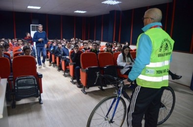 İzmit'te Bisiklet Eğitimleri Sürüyor