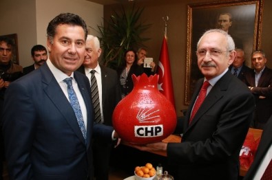 Kılıçdaroğlu, Bodrum Belediyesi'ni Ziyaret Etti