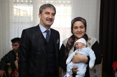 Turgutlu'da 2016 Yılında Bin 884 Bebek Dünyaya Geldi