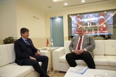 Ukrayna Büyükelçisi'nden Başkan Türel'e Ziyaret