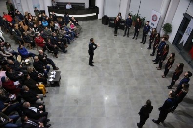 'Vokal Arya' Kış Dinletisi Dinleyenlerin İçini Isıttı