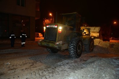 Yakutiye'nin Kar Çalışması Devam Ediyor
